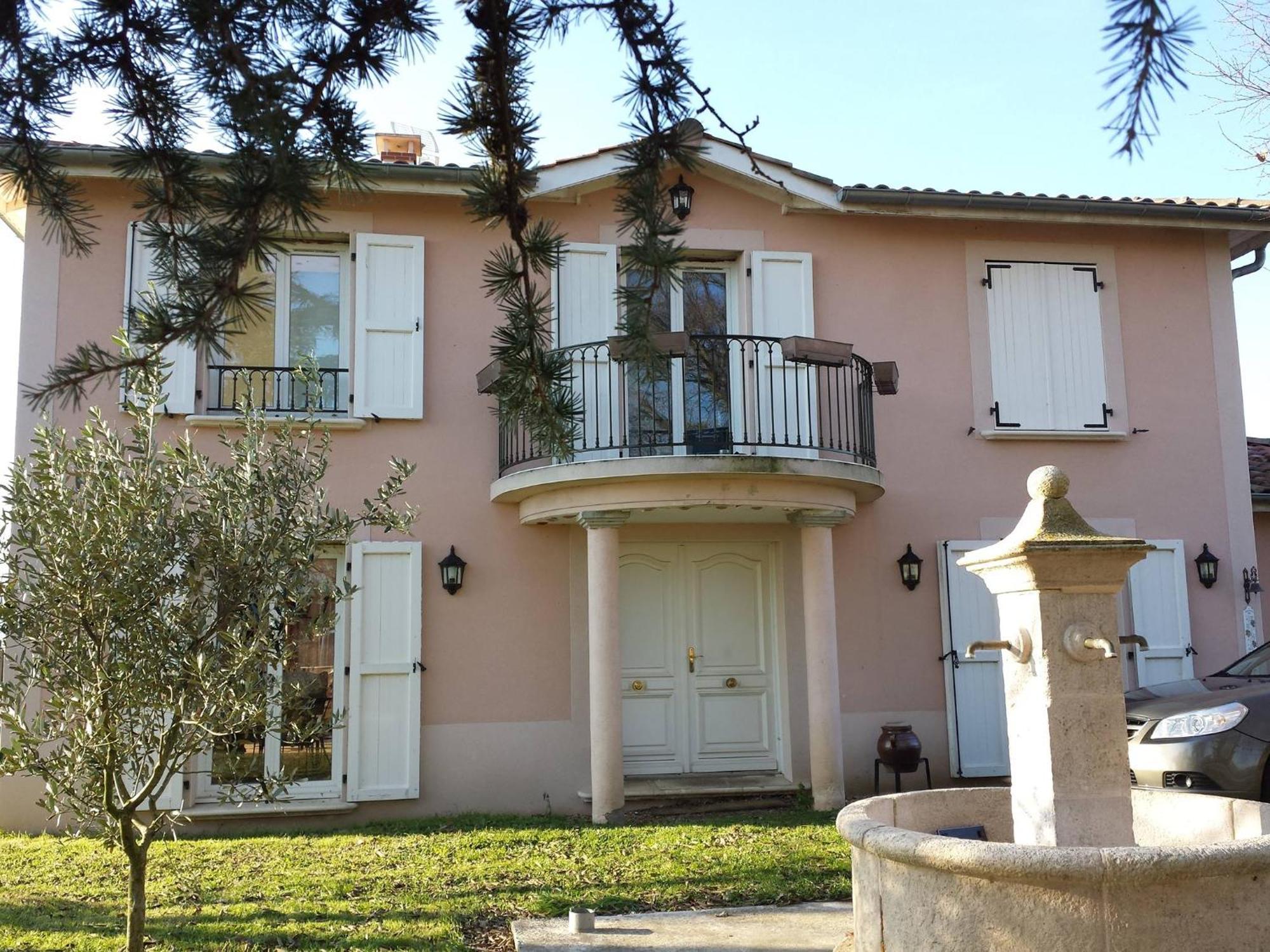 L'Ecrin De Vert Saint-Alban-du-Rhône Habitación foto